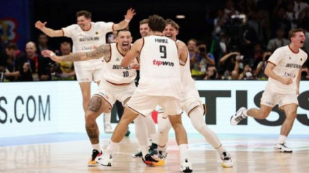  ألمانيا تهزم صربيا وتتوج لأول مرة بكأس العالم لكرة السلة