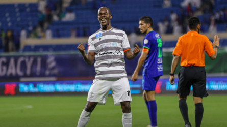 موسونا يدخل تاريخ الطائي في الدوري السعودي.. ماذا فعل؟