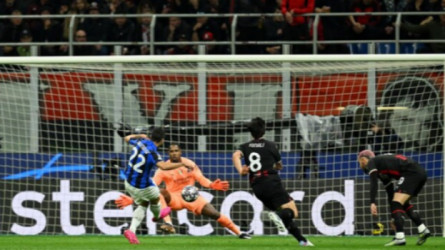 إنتر يضع قدمه في نهائي دوري أبطال أوروبا بثنائية مدمرة لميلان 