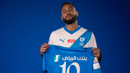 عاجل| إسقاط اسم نيمار من قائمة الهلال وبالشتوية الإدارة تحسم مصيره