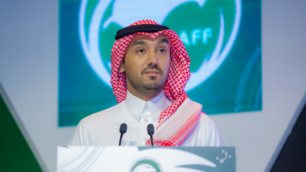 أول تعليق من وزير الرياضة على فوز النصر بلقب كأس الملك سلمان