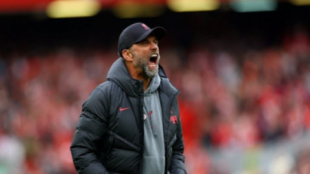 كلوب يتحول لـسخرية الدوري الإنجليزي.. أخطر إصابة في العالم