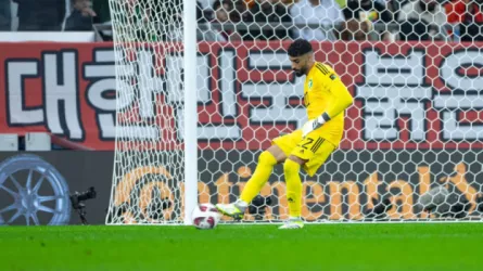 أول رسالة من حارس السعودية بعد وداع كأس آسيا 2023