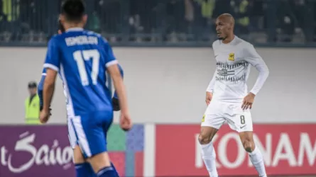 الاتحاد يتعادل مع نافباخور