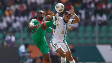 الجزائر تتعادل مع بوركينا فاسو