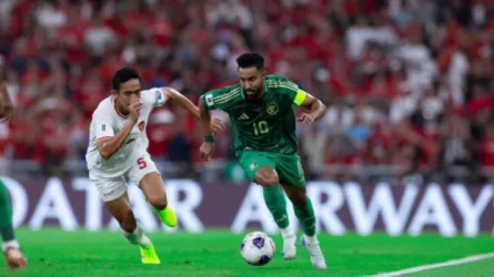 فيديو| ارتباك وتساقط نجوم الأخضر.. هدف صاعق لإندونيسيا !