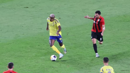 بطاقة حمراء مستحقة على الريان.. "تصرف مشين تجاه نجم النصر"