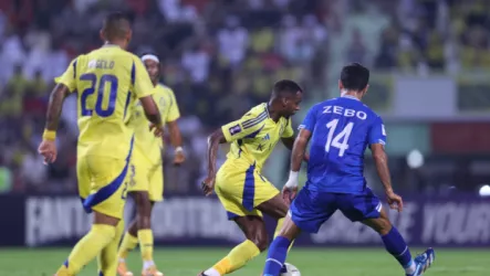 فهد الهريفي يرصد أخطاء بيولي مع النصر في الشوط الأول ضد الاستقلال