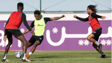 جيرارد يسلح الاتفاق بـمناورة وتكتيك مباراة الهلال