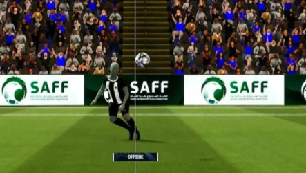 تقنية التسلل شبه الآلي تثير الجدل بشأن مجاملة الهلال .. "حمدالله يستحق الهدف"