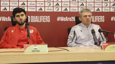 جيلا شيكلادزي مدرب طاجكستان