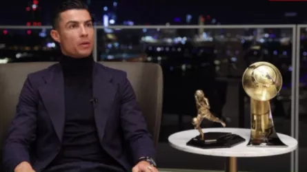 رونالدو يهاجم اختيارات الفيفا.. ويفتخر بهزيمة عمالقة أوروبا