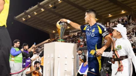 رونالدو يطالب بركلة جزاء.. احتكاك خطير ورد فعل غريب من الحكم