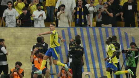 دهس قدم رونالدو.. "ركلة جزاء واضحة أمام أعين الطريس"