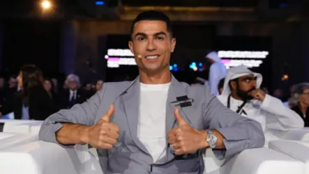 رونالدو يفوز بجائزة الأفضل في الشرق الأوسط 2024