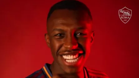 روما يعلن ضم سعود عبد الحميد رسميا.. رحلة جديدة لنجم الهلال