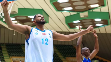 بعد تجميد سلة الهلال.. أندية الدوري السعودي تسير على نفس النهج !