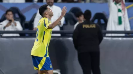 سلطان الغنام يكتب تاريخ جديد للنصر في آسيا