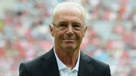 وداعا أيها القصير.. وفاة الأسطورة بيكنباور عن عمر يناهز 78 عاما