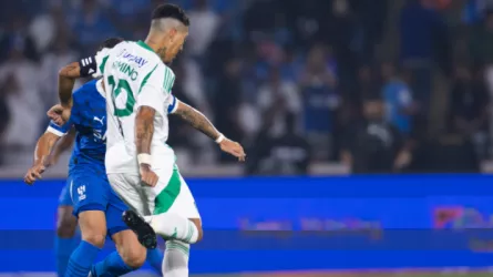 عقب ظهور سعود عبد الحميد.. الأهلي يعاقب الهلال بهدف 