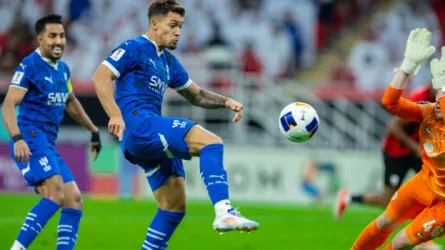  الهلال يفقد خدمات جناح الفريق أمام الفتح بدوري روشن للمحترفين