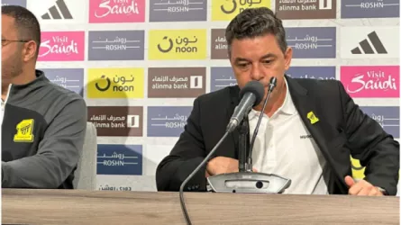 مدرب اتحاد جدة يكشف تطور حالة بنزيما ويصدم الجماهير قبل قمة الهلال