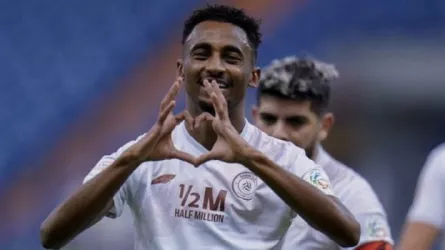 "الهلال وقع في الفخ".. تصرف غير احترافي يشعل مصير متعب الحربي