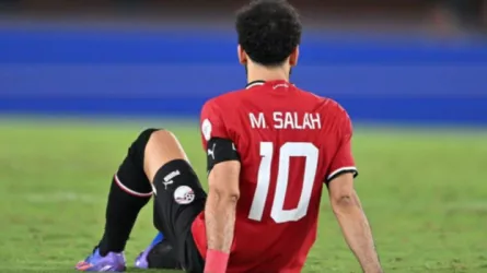 محمد صلاح بقميص المنتخب المصري