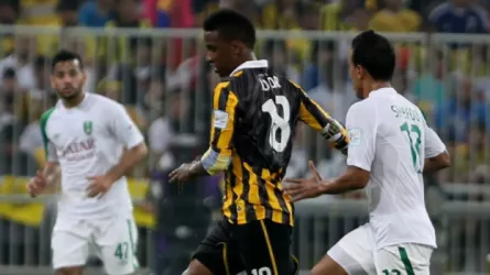 بطاقة خرافية ومقطع فيديو خاص.. ماذا يفعل محمد نور مع "EA FC 25" ؟