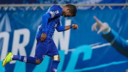 نواف العابد يعود إلى الهلال .. أولى الهدايا في 2024