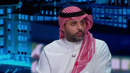 ياسر القحطاني "ينفجر" بسبب الظلم التحكيمي للهلال .. مباراة السد تزلزل المدرج الأزرق