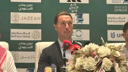 قبل مباراة الأهلي والأخدود.. يايسله يضغط الإدارة بـ"كلمات نارية" قبل الشتوية