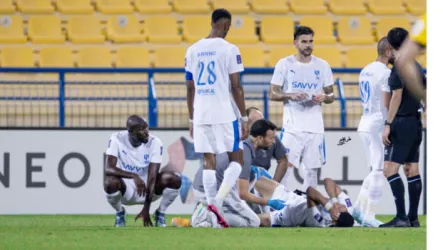 أخصائي علاج طبيعي يصدم جماهير الهلال في إصابة لاجامي أمام الغرافة