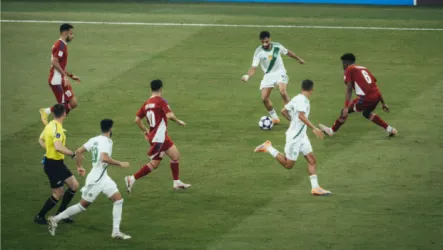 هل قرار إلغاء هدف الأهلي أمام الشارقة صحيح؟.. خبير تحكيمي يفجرها