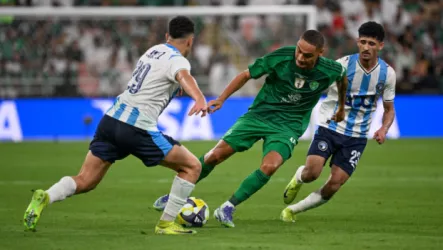  الأهلي وبيراميدز