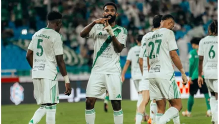  الأهلي يتجاوز عقبة النجمة بفوز مثير في دوري روشن (فيديو)