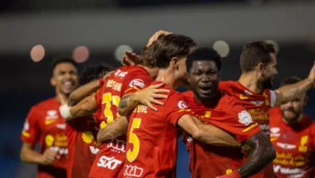 القادسية يفتقد نجمه الخطير أمام الأهلي في دوري روشن