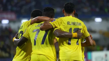  رونالدو يفاجئ لاعبي النصر بعد الفوز على غوا في آسيا (صورة)