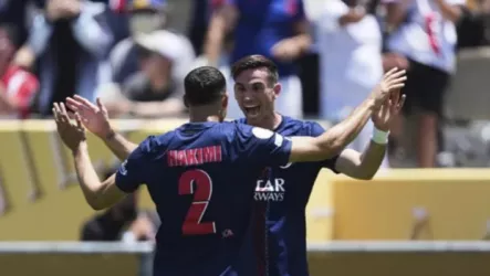  باريس سان جيرمان يسحق برشلونة بعد اكتساح أتلتيكو مدريد في المونديال