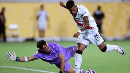 بونو الهلال سيتي جوارديولا يطيح بـ 4 لاعبين من مانشستر سيتي بعد هزيمة الهلال في كأس العالم للأندية