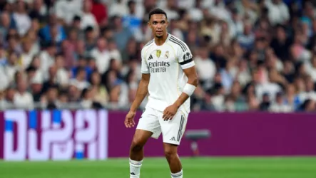  صافرات استهجان جماهير ليفربول تصدم نجم ريال مدريد في عودته إلى أنفيلد