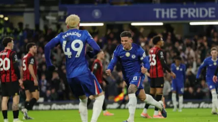 فيديو| شاهد تعادل مثير يوقف زحف تشيلسي أمام بورنموث في الدوري الإنجليزي