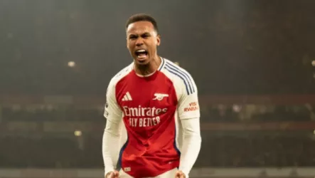 ملك البرازيل .. أرسنال لا ينسى نجومه ويهنئ حصن الفريق