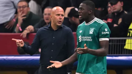  متى يعلن ليفربول إقالة سلوت بعد انهيار الفريق؟.. مفاجأة مدوية