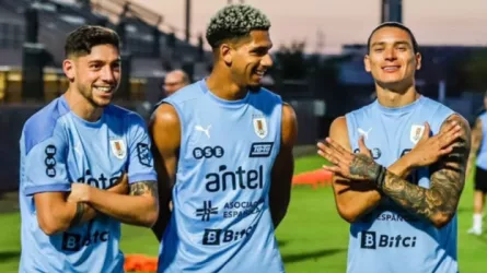  قبل ملحمة الكلاسيكو .. بييلسا يوزع الهدايا على كبيري إسبانيا