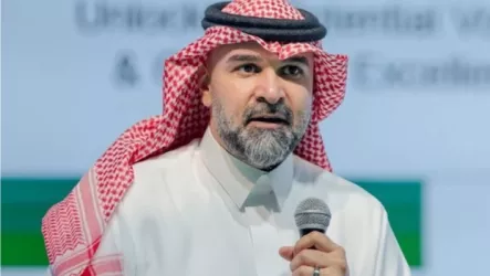  رئيس الاتحاد في مرمى النيران.. نسي منصبه وتحول إلى مغرد!