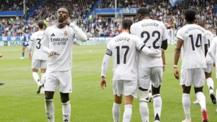 كامافينجا رغم الإغراءات السعودية .. نجم مدريد يرفض عرض كبير روشن السري