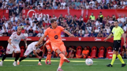 ليفاندوفسكي يزف خبر سعيد لبرشلونة بعد صدمة الكلاسيكو