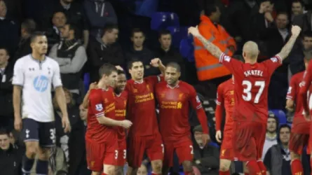 فيديو | بخماسية قاسية .. ليفربول يستعيد ذكريات الماضي أمام الدجاج