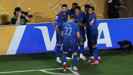  قرار عاجل من إنزاجي تجاه محترف الهلال قبل مواجهة ناساف كارشي